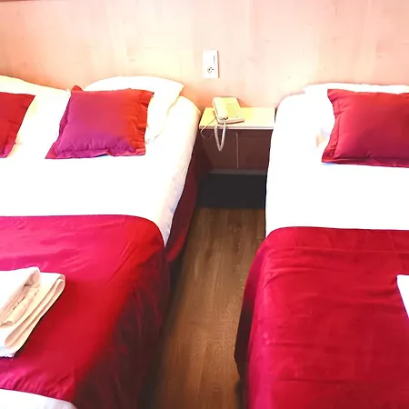 Szálloda Logis Restaurant Le Palous