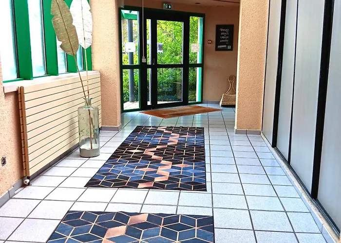 Logis Restaurant Le Palous 2*