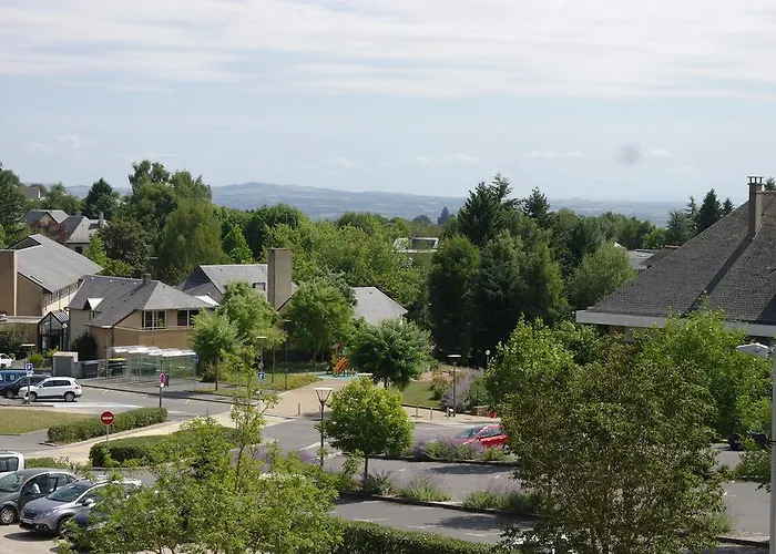 Szálloda Logis Restaurant Le Palous 2*