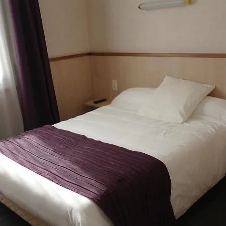 Hotel Logis Restaurant Le Palous Baraqueville