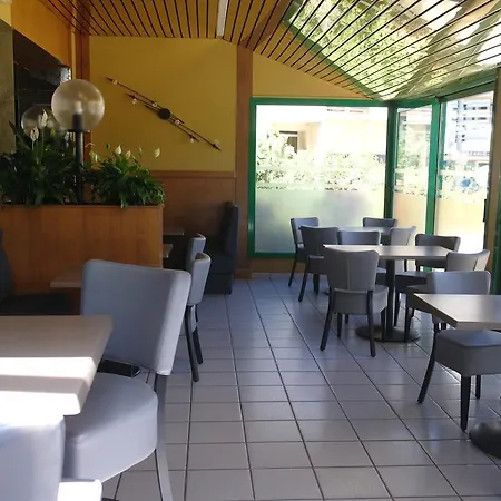 Hotel Logis Restaurant Le Palous