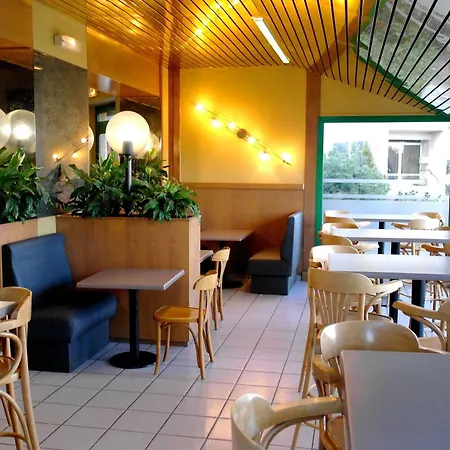 מלון Logis Restaurant Le Palous ברקוויל