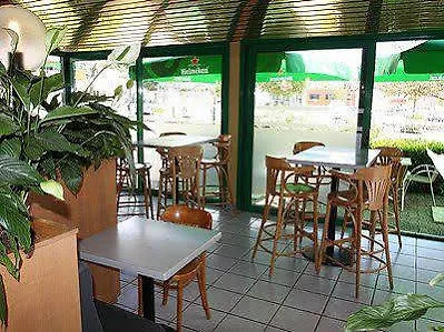 Logis Restaurant Le Palous 2* ברקוויל